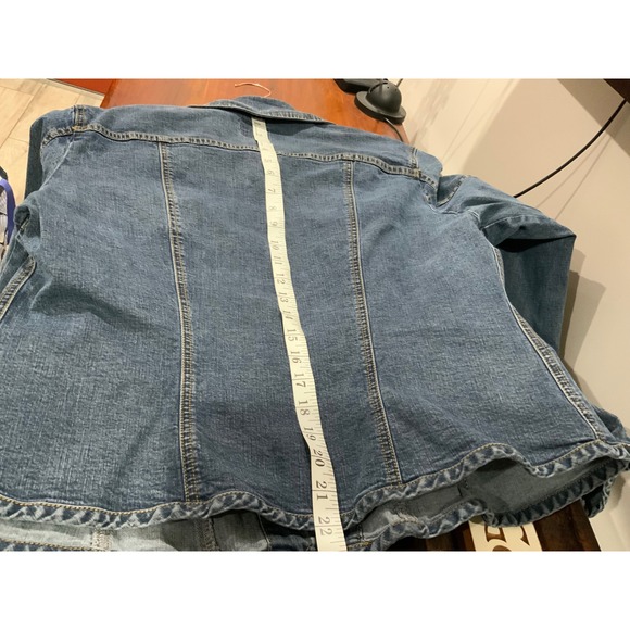 Faconnable Womens Medium Wash Stretch Denim Trucker Jacket Size L - Picture 11 of 15